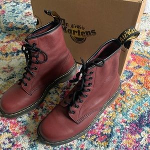 Dr. Martens burnt red eyelet boots size 9